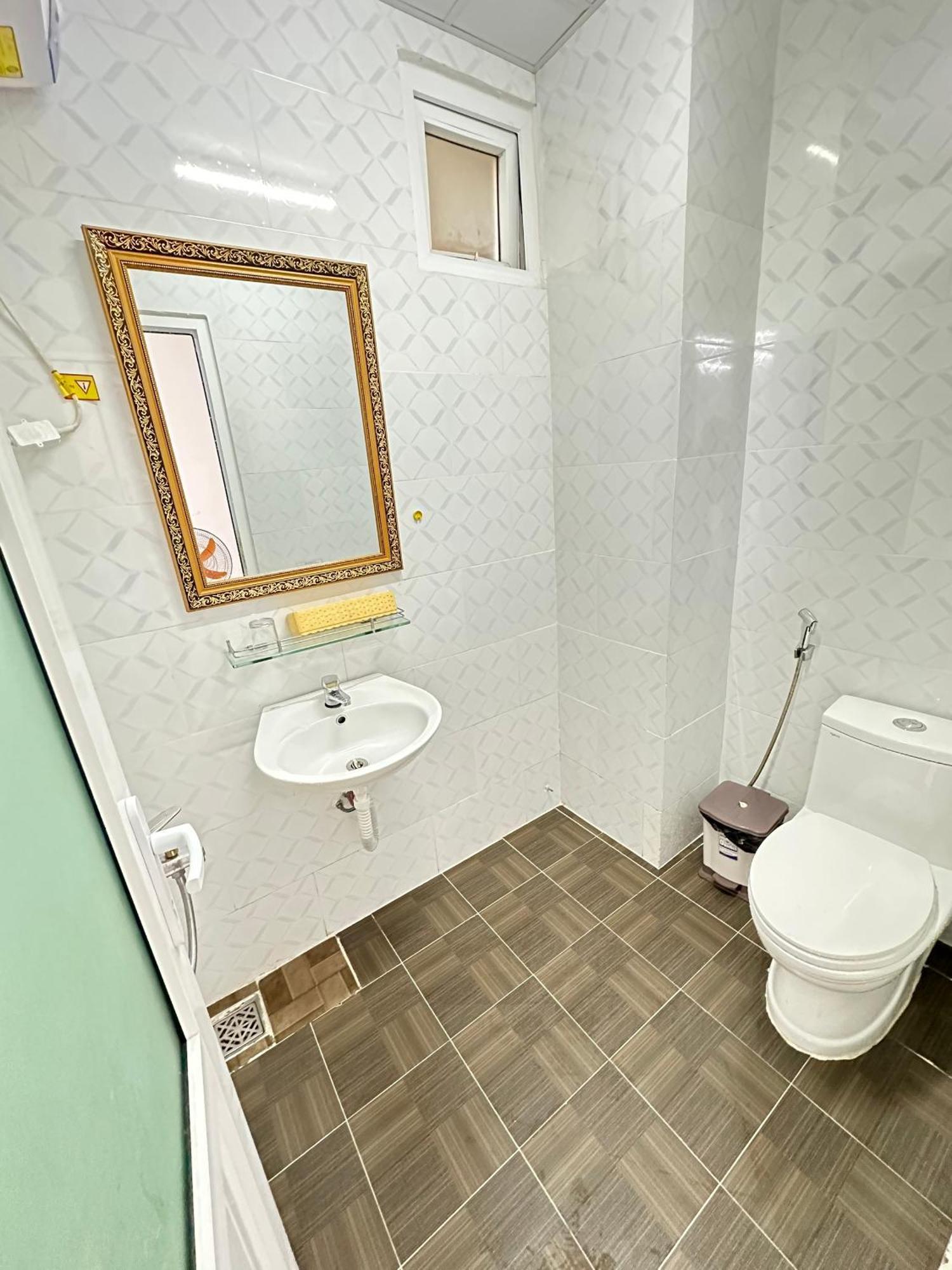 Thanh Thanh 5 Dalat Hotel - Ks Gan Cho Dem Gia Re Extérieur photo